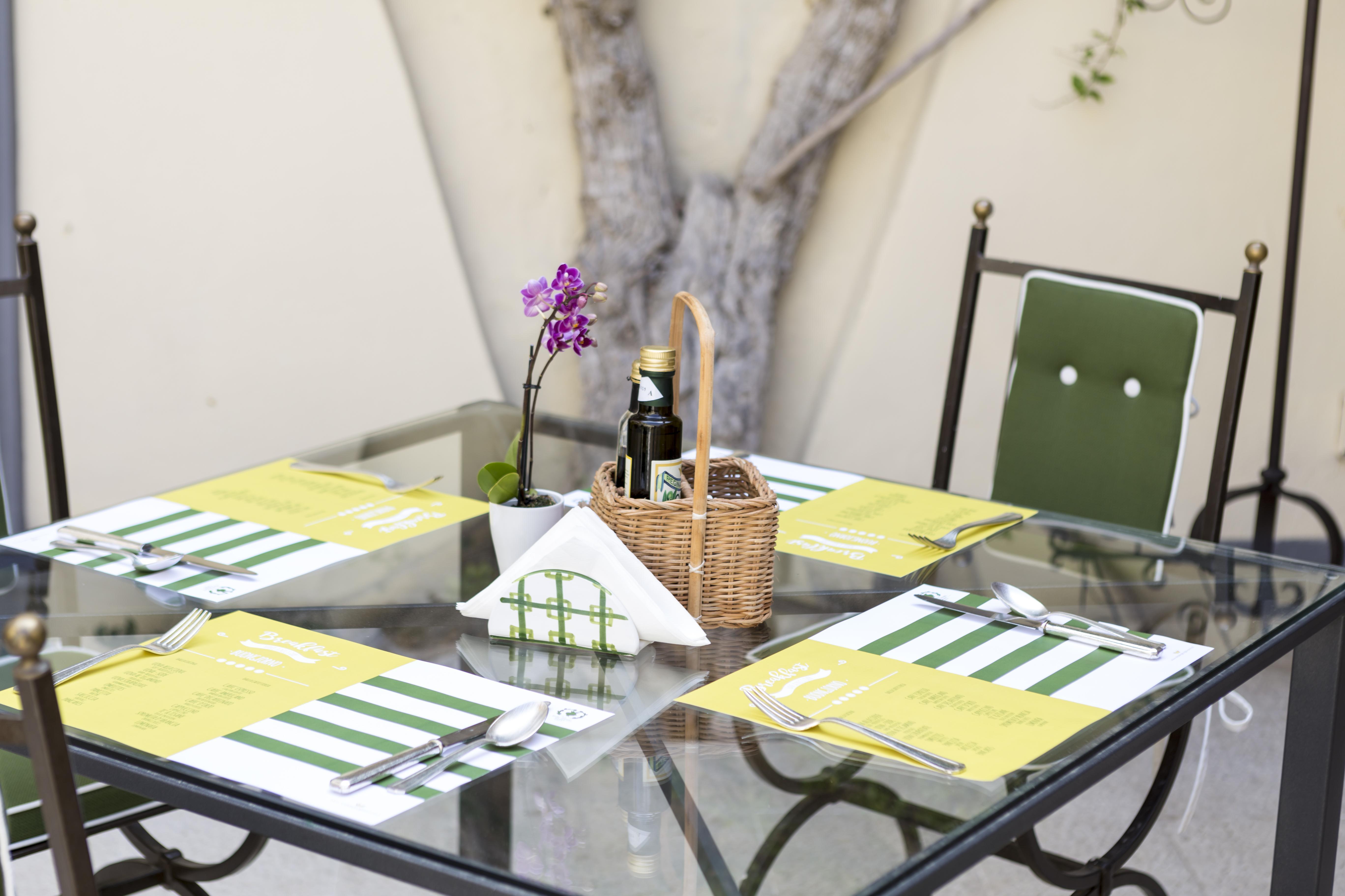 Relais Regina Giovanna ซอร์เรนโต ร้านอาหาร รูปภาพ